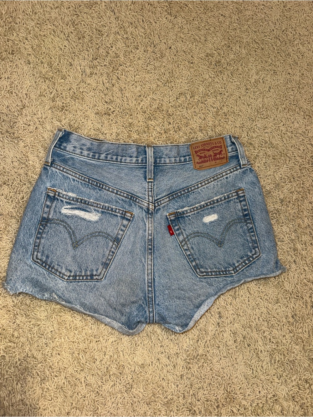 Levi's Women’s Distressed Denim Jean Shorts - Picture 2 of 2